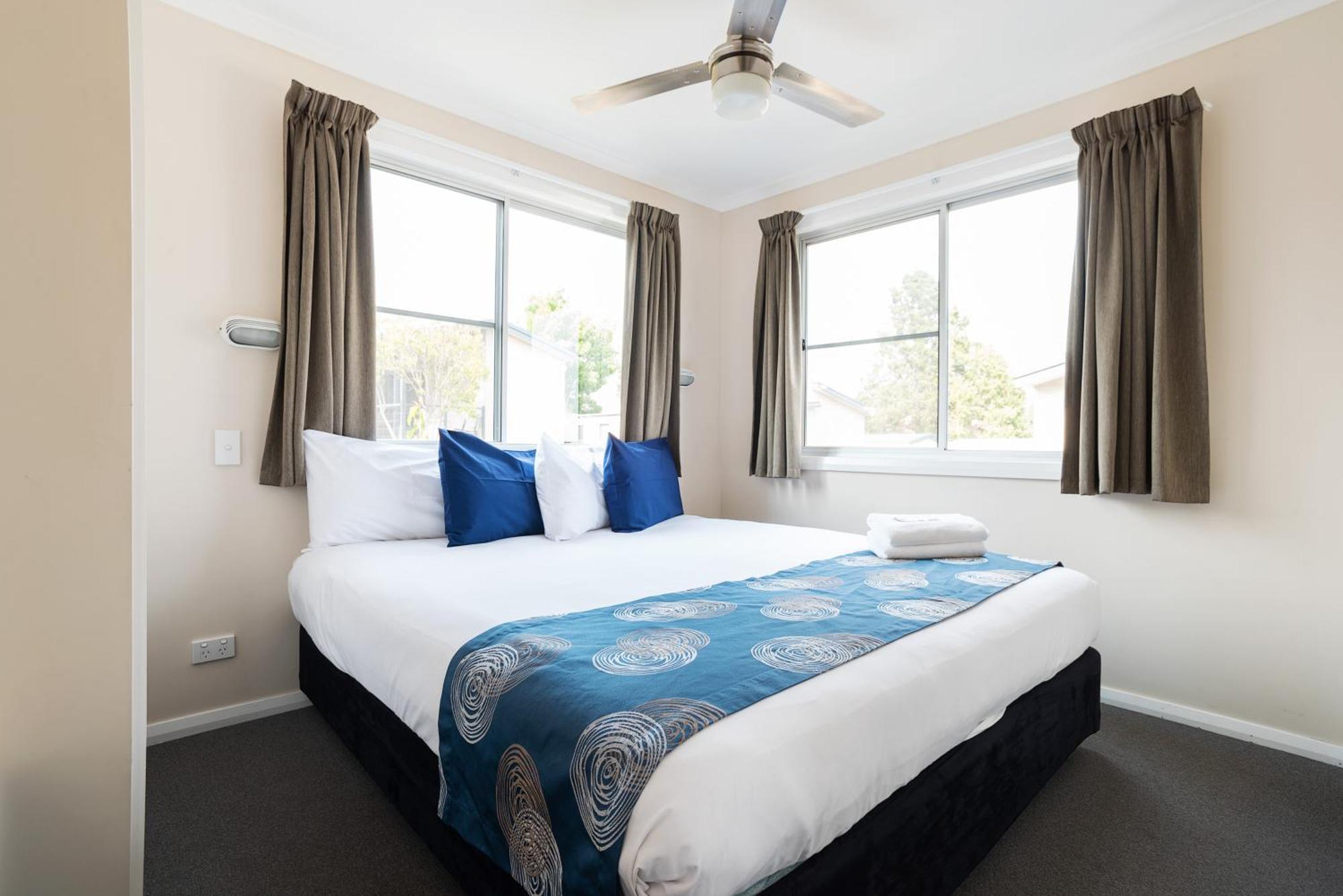 Crestview Tourist Park Hotel Queanbeyan Quarto foto