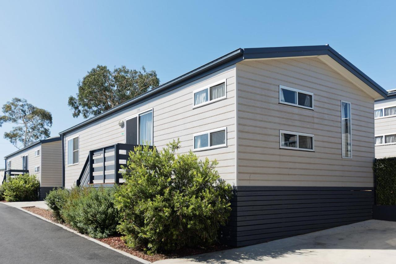 Crestview Tourist Park Hotel Queanbeyan Exterior foto